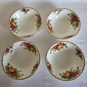 Royal Albert Old Country Roses Fruit Saucers Set of 4 Bone China Dessert Bowls